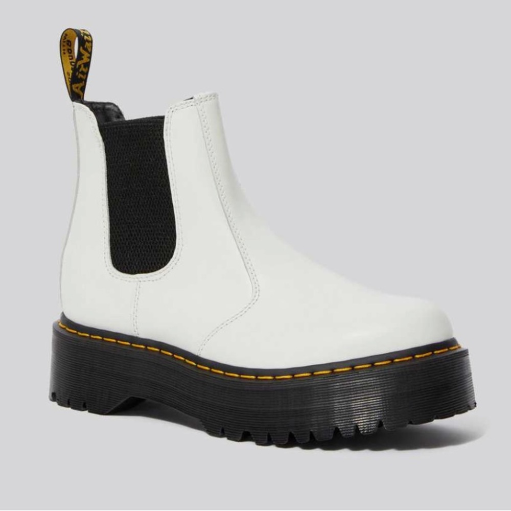 DR MARTEN platform chelsea boots